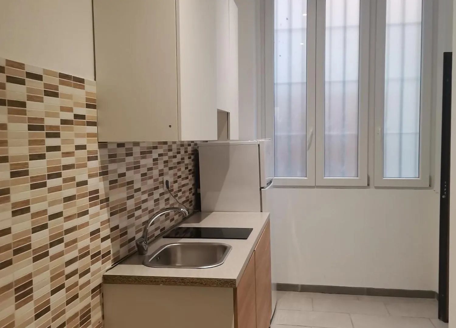فندق مبيت وإفطار B&B Milan Cenisio