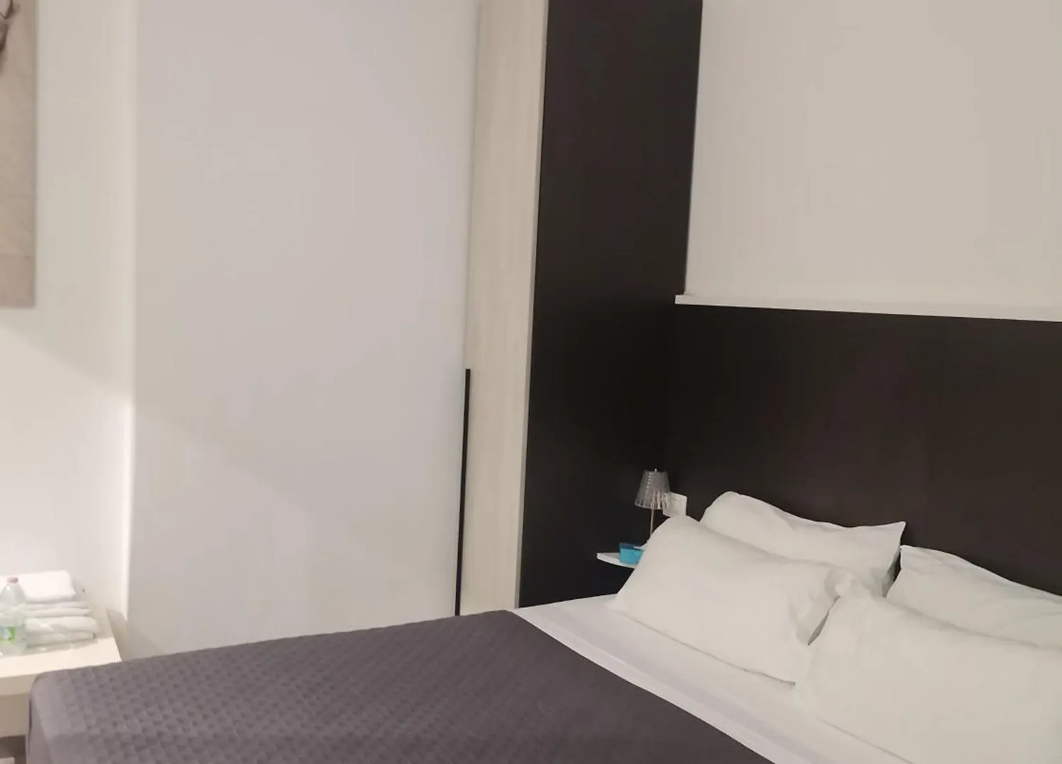 B&B Milan Cenisio Italy