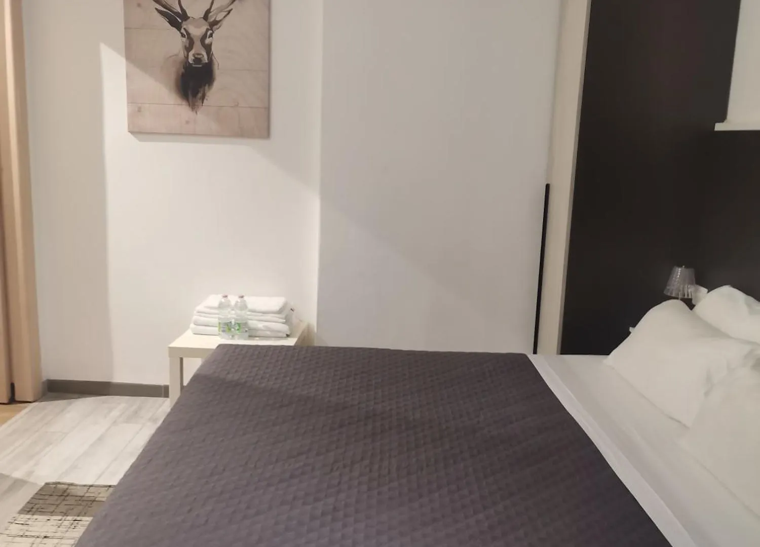 B&B Milan Cenisio 0*,  Italy