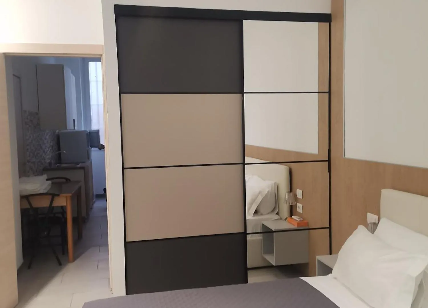 Bed & Breakfast B&B Milan Cenisio